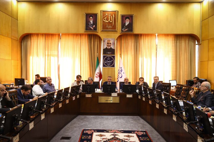 نشست کمیسیون عمران با حضور وزیر تعاون، کار و رفاه اجتماعی