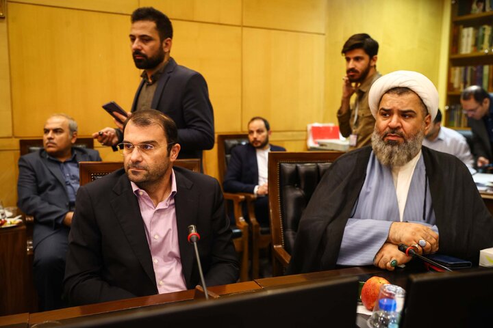 نشست کمیسیون عمران با حضور وزیر تعاون، کار و رفاه اجتماعی