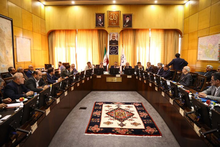 نشست کمیسیون عمران با حضور وزیر تعاون، کار و رفاه اجتماعی