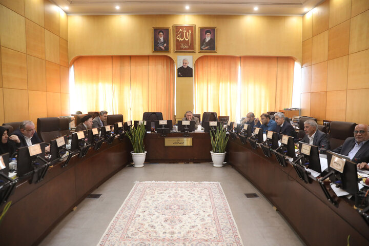 نشست 22 مهر 1404 کمیسیون اقتصادی