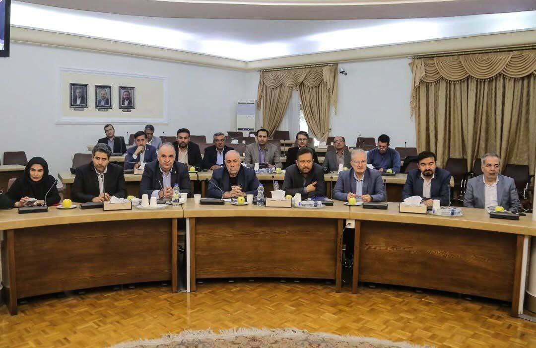 بازدیدهای میدانی راهکاری موثر برای هموار کردن برنامهریزی دقیق/ قول تأسیس دو مرکز منتخب ۱۶ ساعته تا پایان سال و تأمین ۳ آمبولانس جدید/ خدمات مطلوب ارائهدهندگان خدمت با وجود تمامی کمبودها