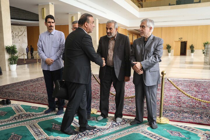 مراسم ختم والده ابوالفضل ظهره وند نماینده تهران