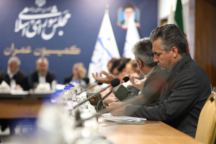 دومین نشست کمیسیون عمران مجلس برای بررسی طرح اصلاح قانون نظام مهندسی