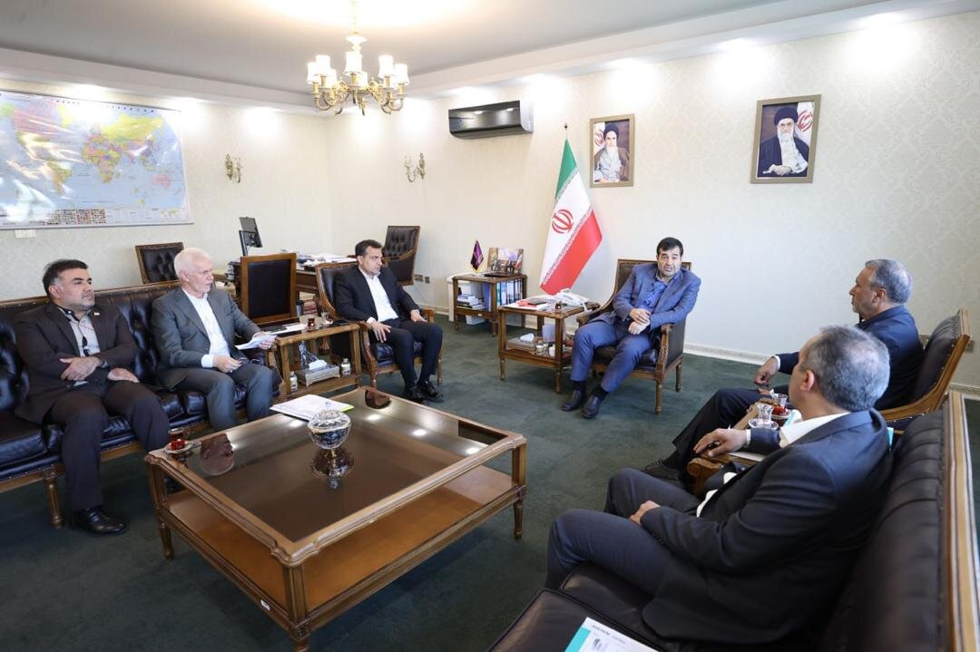 شهرآورد تهران در شیراز برگزار می‌شود/ قول وزیر ورزش برای بازگرداندن ۳ امتیاز فجر سپاسی