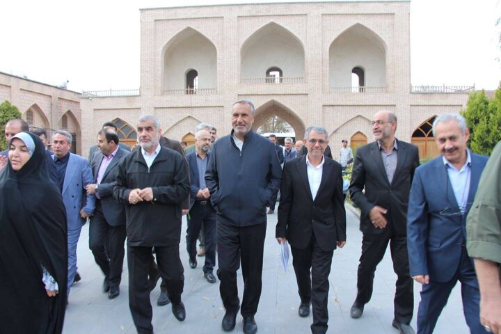بازدید اعضای کمیسیون عمران از پایگاه میراث جهانی شیخ صفی الدین اردبیلی