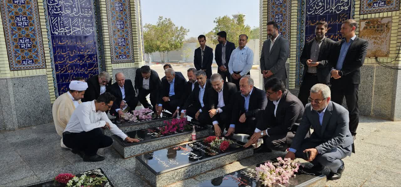 بازدید نظارتی فراکسیون کشاورزی پویا و امور عشایر مجلس از جزیره بوموسی / تأکید بر توسعه اقتصاد دریامحور