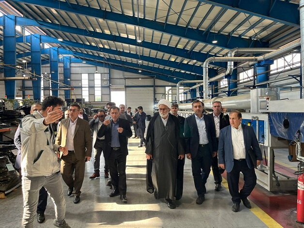 انرژی رکن امنیت کشور است/ وزارتخانهها و مردم را در مسیر قانونگذاری هدفمند و منطقی همراهی می کنیم