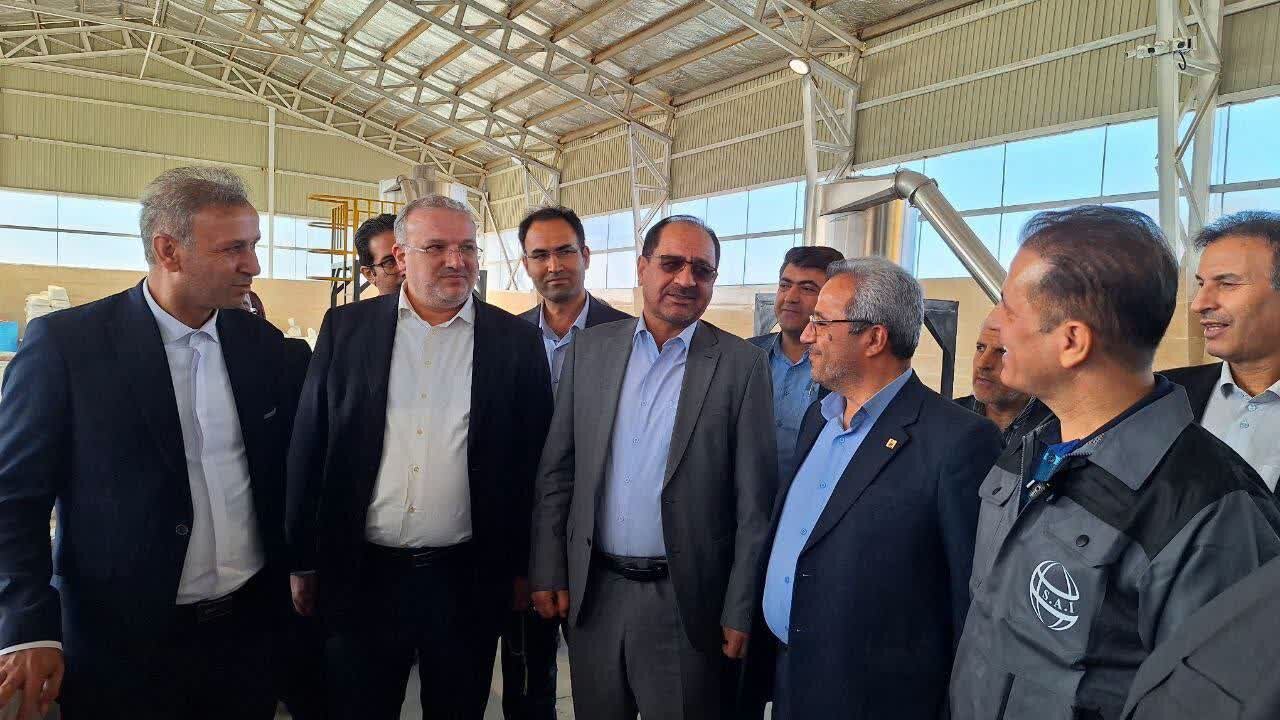 بازدید موسوی از واحدهای شهرک صنعتی عجبشیر/توجه به صنعت، تنها راه حفظ اشتغال در عجبشیر