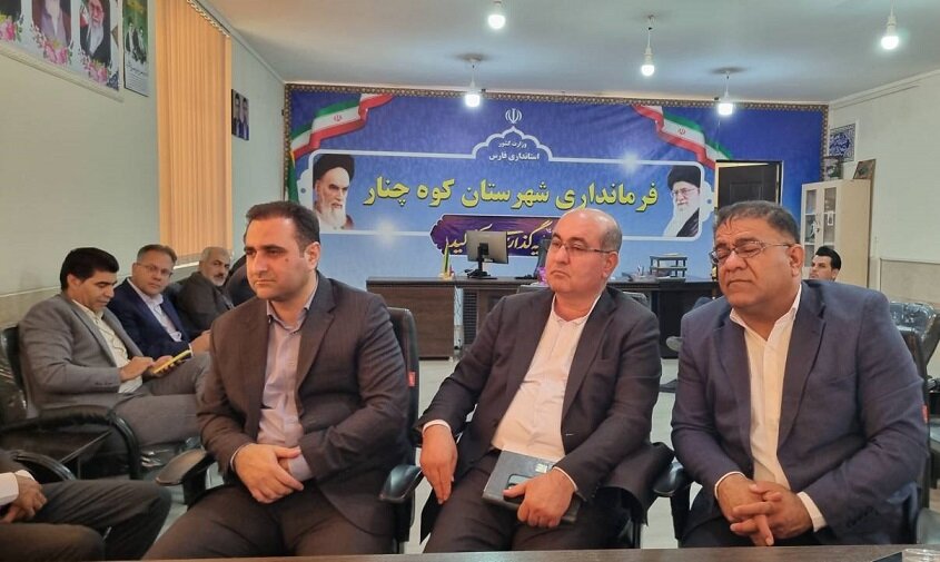 دیدار نماینده کازرون با رئیس مرکز سرمایه گذاری وزارت میراث فرهنگی