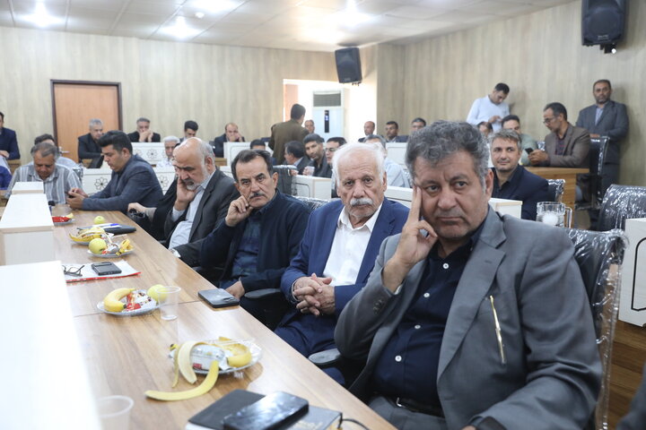 جلسه جمع بندی مصوبات سفر نایب رئیس مجلس به شهرستان فسا