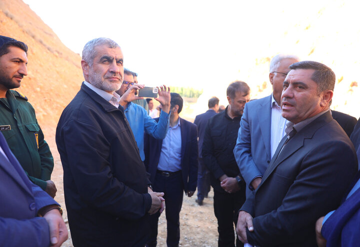 بازدید نایب رئیس مجلس از پروژه جاده سپیدان به آبگرم