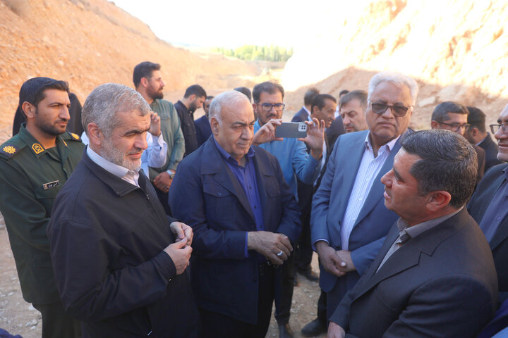 بازدید نایب رئیس مجلس از پروژه جاده سپیدان به آبگرم