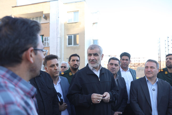 بازدید نیکزاد از مسکن مهر شهرستان سپیدان