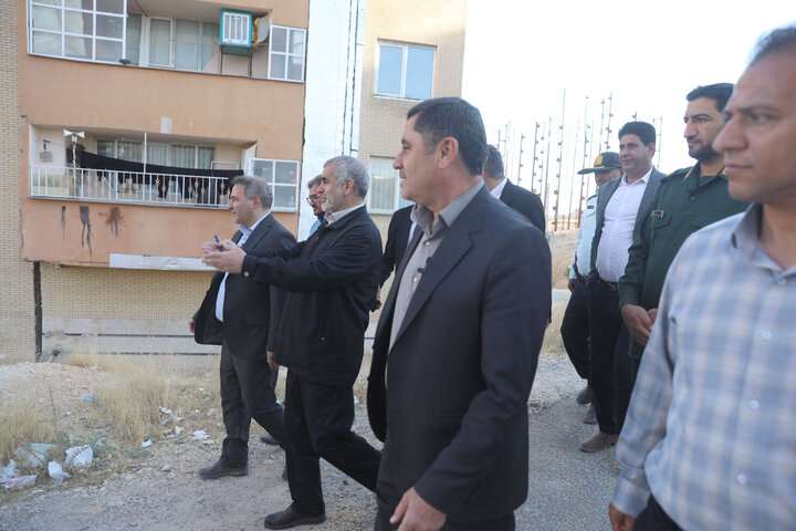 بازدید نیکزاد از مسکن مهر شهرستان سپیدان