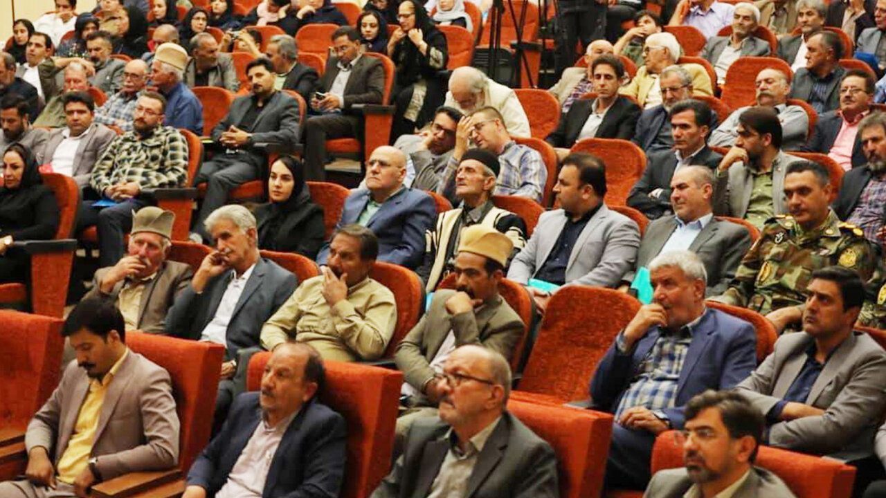 دفاع مقدس، اوج حماسه‌سازی ایل بزرگ قشقایی است
