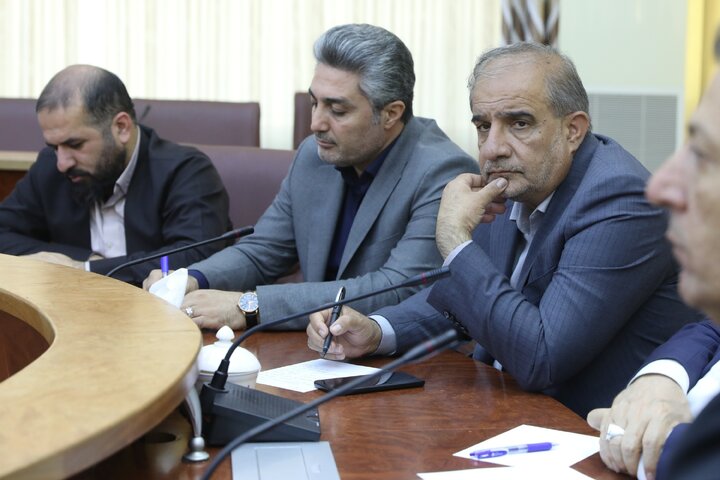 نشست مشترک رئیس کمیسیون کشاورزی با استاندار آذربایجان غربی و فعالان حوزه کارورزی استان