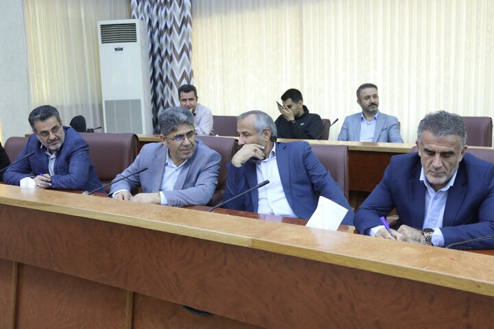 نشست مشترک رئیس کمیسیون کشاورزی با استاندار آذربایجان غربی و فعالان حوزه کارورزی استان