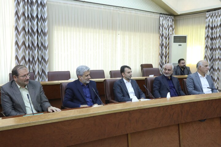 نشست مشترک رئیس کمیسیون کشاورزی با استاندار آذربایجان غربی و فعالان حوزه کارورزی استان