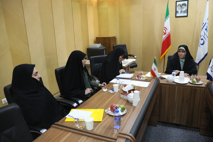 نشست فراکسیون زنان مجلس با حضور بسیج جامعه زنان