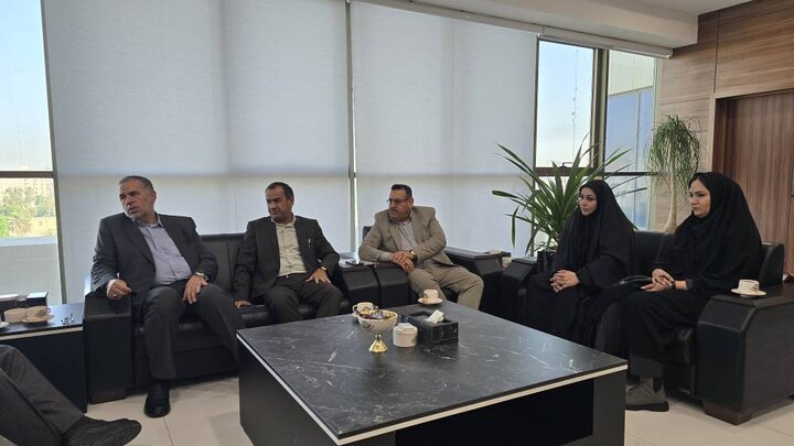 به همت نماینده اهواز؛ ۲۰۰ میلیارد اعتبار جدید برای شهر ویس اختصاص یافت/ دو زمین چمن مصنوعی برای مدارس کوی علوی ساخته می‌شود