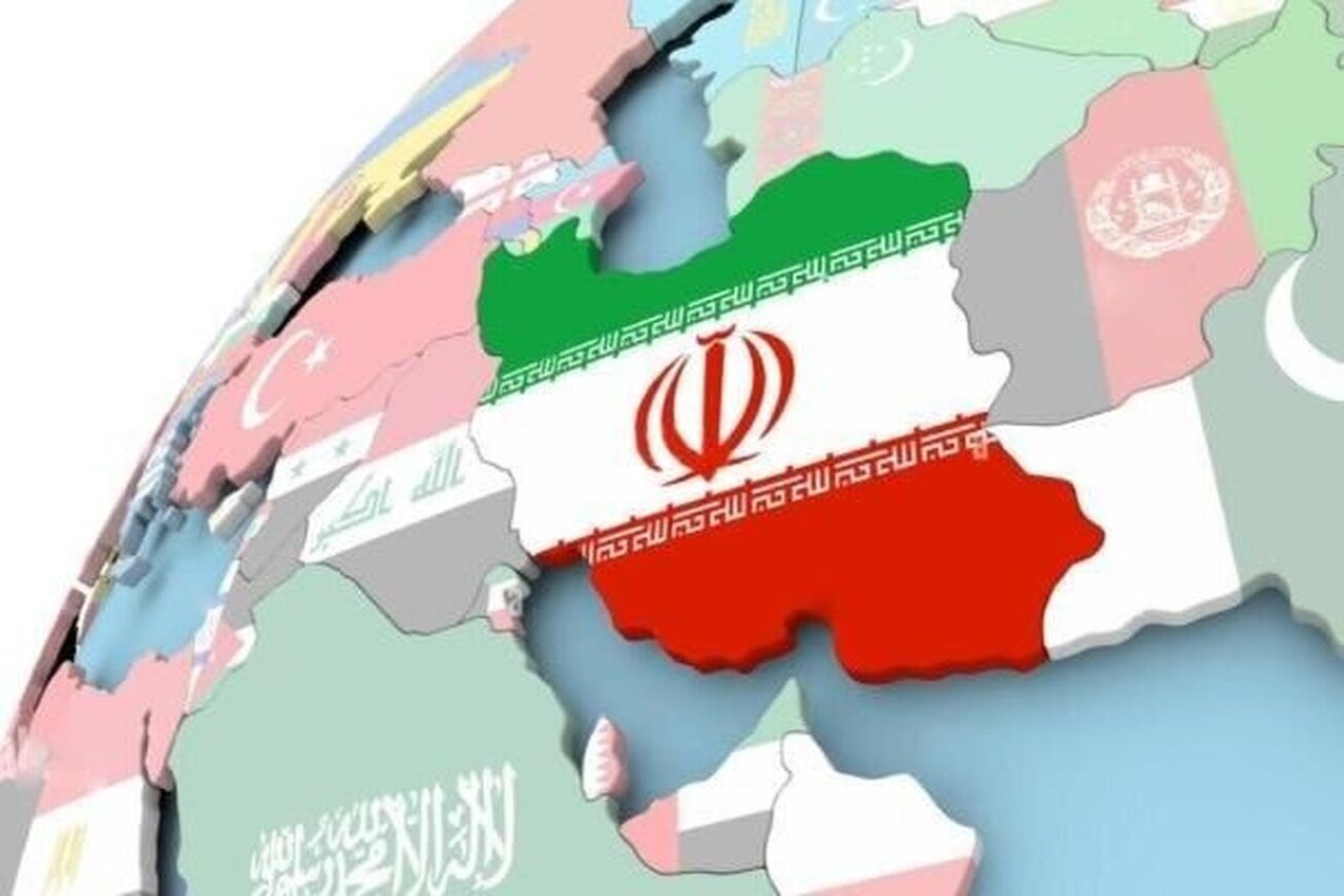 توسعه دیپلماسی‌ منطقه‌ای با تصمیم‌گیری در حوزه اقتصاد ملی/ سهم تجارت ایران در منطقه ظرفیت ۶ برابر شدن دارد