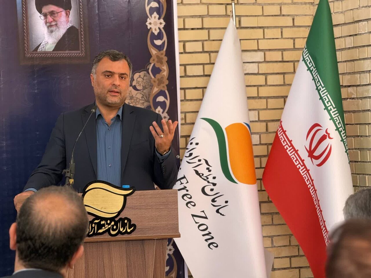 حضور رحمت زاده در نشست هم‌اندیشی صنعتگران شهرک صنعتی ضیابر/ الحاق شهرک صنعتی ضیابر به منطقه آزاد انزلی، فرصت جهش اقتصادی غرب گیلان است