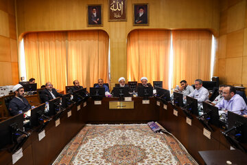 بررسی اقدامات دستگاههای مرتبط در ترویج فرهنگ عفاف و حجاب