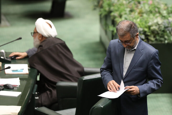 نشست علنی یکشنبه 4 آبان ماه مجلس شورای اسلامی