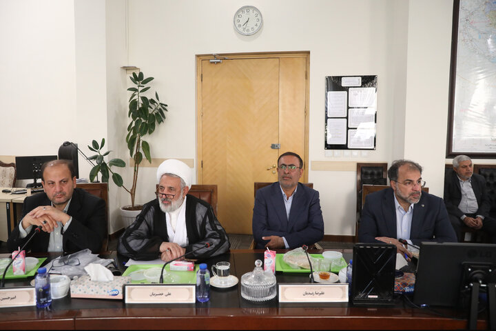 نشست مشترک یکشنبه 4 مهرماه نمایندگان با رئیس بانک مرکزی