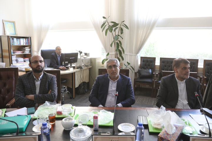نشست مشترک یکشنبه 4 مهرماه نمایندگان با رئیس بانک مرکزی