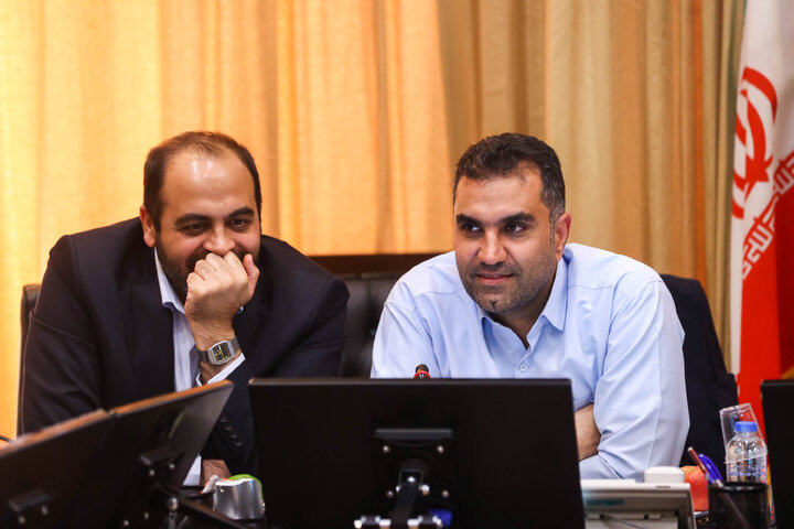 نشست یکشنبه ۴ آبان ماه کمیسیون صنایع و معادن مجلس