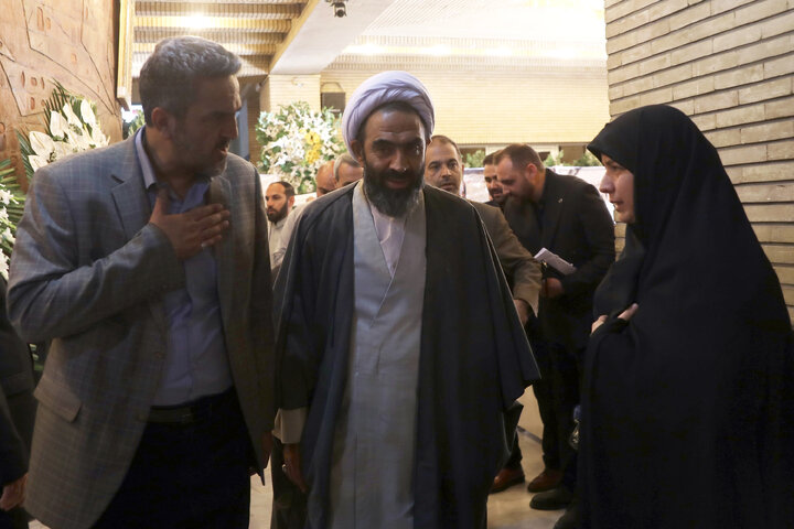 مراسم ختم مادر الهام ازاد نماینده مردم نایین ،خورو بیابانک