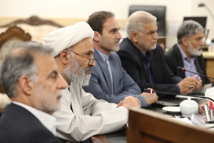 جلسه کمیسیون اصل نود در خصوص تامین و توزیع کالاهای اساسی