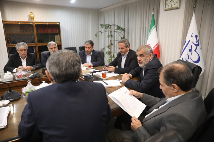 نشست مشترک مجمع نمایندگان استان اردبیل با معاونان وزیر بهداشت و درمان