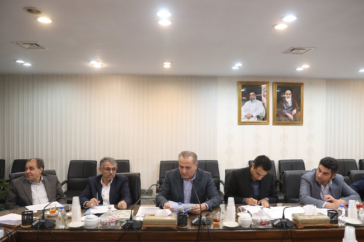 نشست مشترک مجمع نمایندگان استان اردبیل با معاونان وزیر بهداشت و درمان