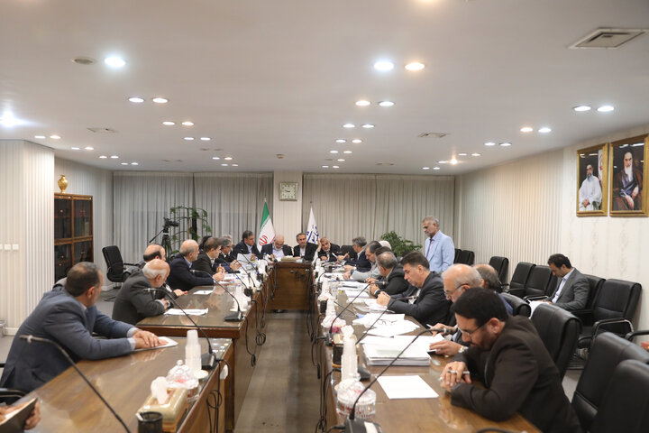 نشست مشترک مجمع نمایندگان اردبیل با وزیر نیرو