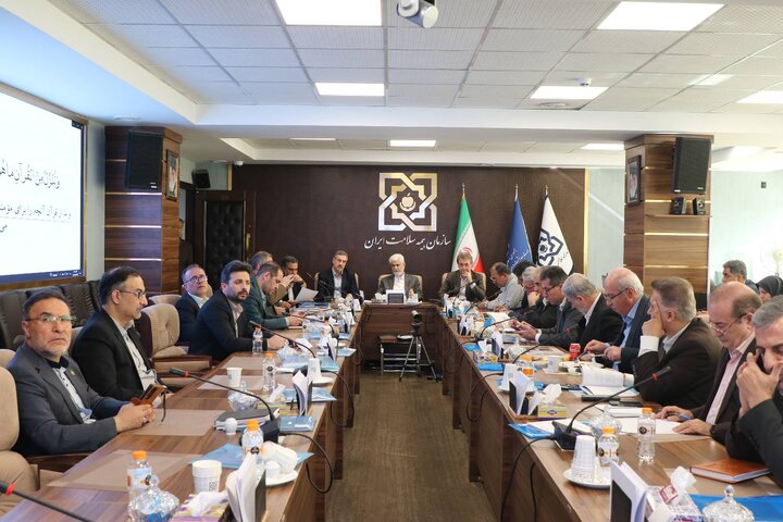 نشست اعضای کمیسیون بهداشت مجلس با مدیرعامل بیمه سلامت ایران