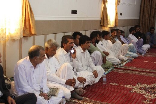 دیدار نماینده سیستان با اهالی و معتمدین روستای چنگیز شیرزایی/تخصیص اعتبار برای آسفالت معابر محله سرحدی ها