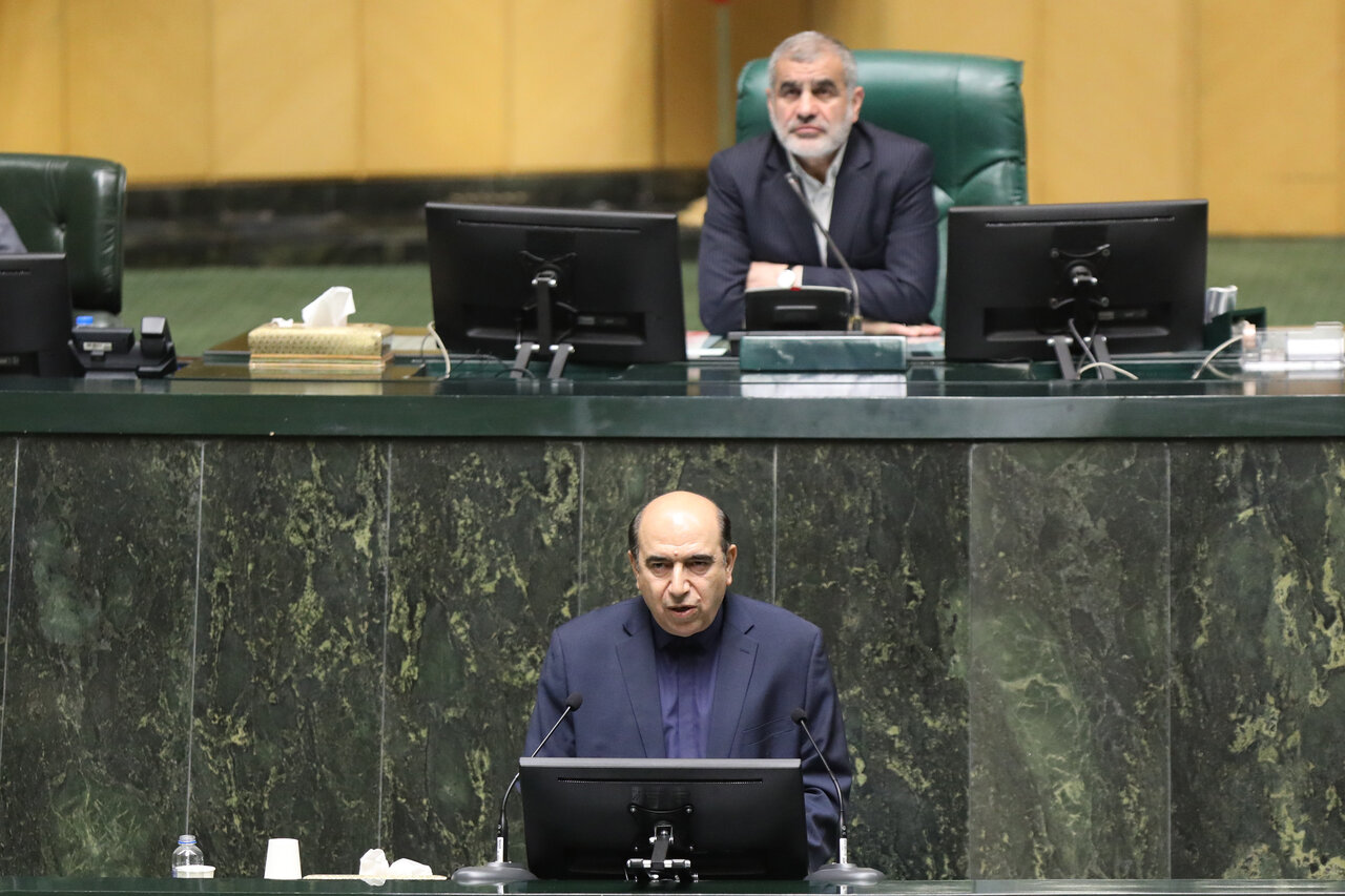 سیاست دستمزد باید طبق شاخصهای واقعی تورم بازطراحی شود سیاست دستمزد باید طبق شاخصهای واقعی تورم بازطراحی شود