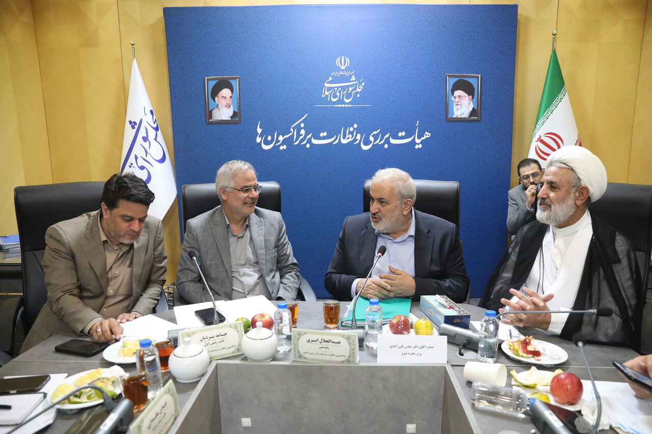  انتقال آب از دریای عمان نسخه دائمی حل بحران آب کشور است