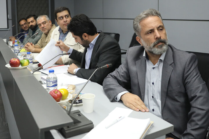 نشست 5 آبان 1404 فراکسیون کشاورزی پویا و امور عشایر با فعالان صنف بازیافت پلاستیک