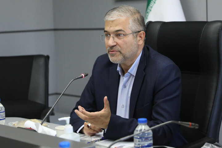 نشست 5 آبان 1404 فراکسیون کشاورزی پویا و امور عشایر با فعالان صنف بازیافت پلاستیک