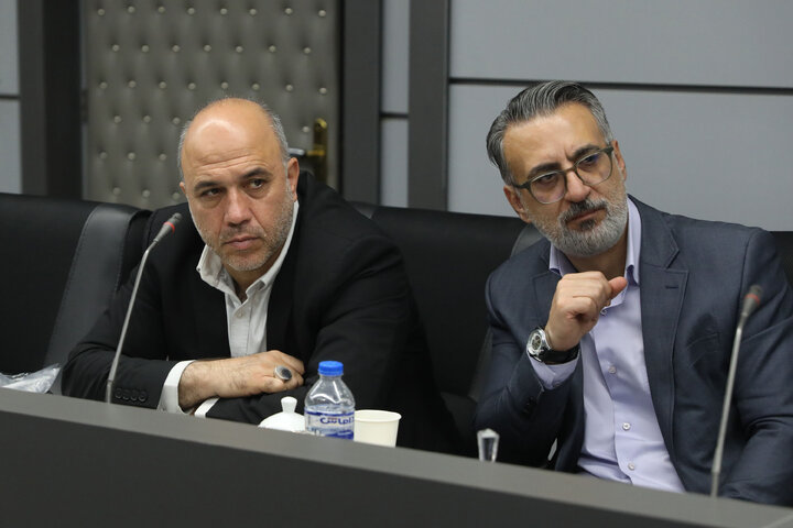 نشست 5 آبان 1404 فراکسیون کشاورزی پویا و امور عشایر با فعالان صنف بازیافت پلاستیک
