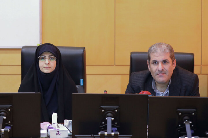 نشست کارگروه ارتباط دانشگاه با جامعه و صنعت کمیسیون کشاورزی با حضور شرکت های دانش بنیان