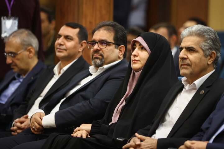 همايش سرمايهگذاري در صنعت نفت، گاز و پتروشيمی با حضور دکتر قالیباف