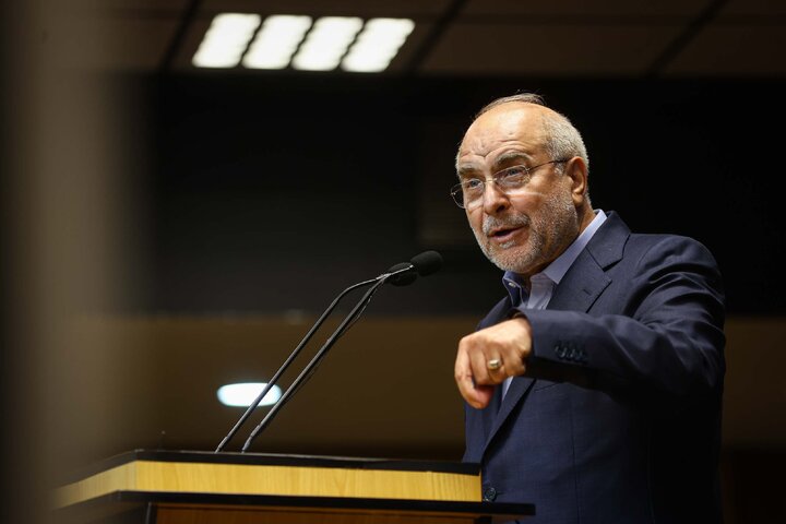همايش سرمايهگذاري در صنعت نفت، گاز و پتروشيمی با حضور دکتر قالیباف