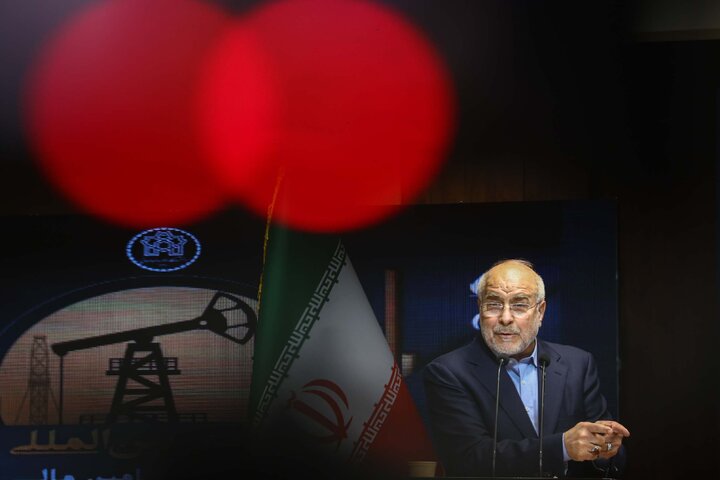 همايش سرمايه‌گذاري در صنعت نفت، گاز و پتروشيمی با حضور دکتر قالیباف