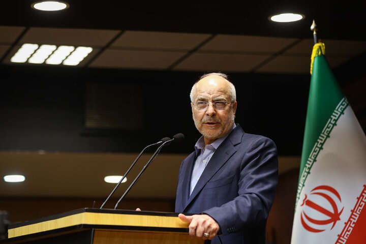 همايش سرمايهگذاري در صنعت نفت، گاز و پتروشيمی با حضور دکتر قالیباف