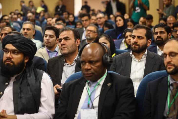 همايش سرمايه‌گذاري در صنعت نفت، گاز و پتروشيمی با حضور دکتر قالیباف
