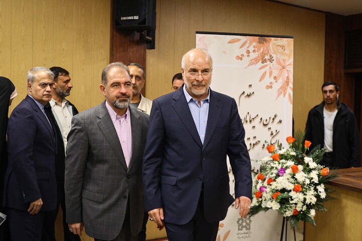 همايش سرمايهگذاري در صنعت نفت، گاز و پتروشيمی با حضور دکتر قالیباف